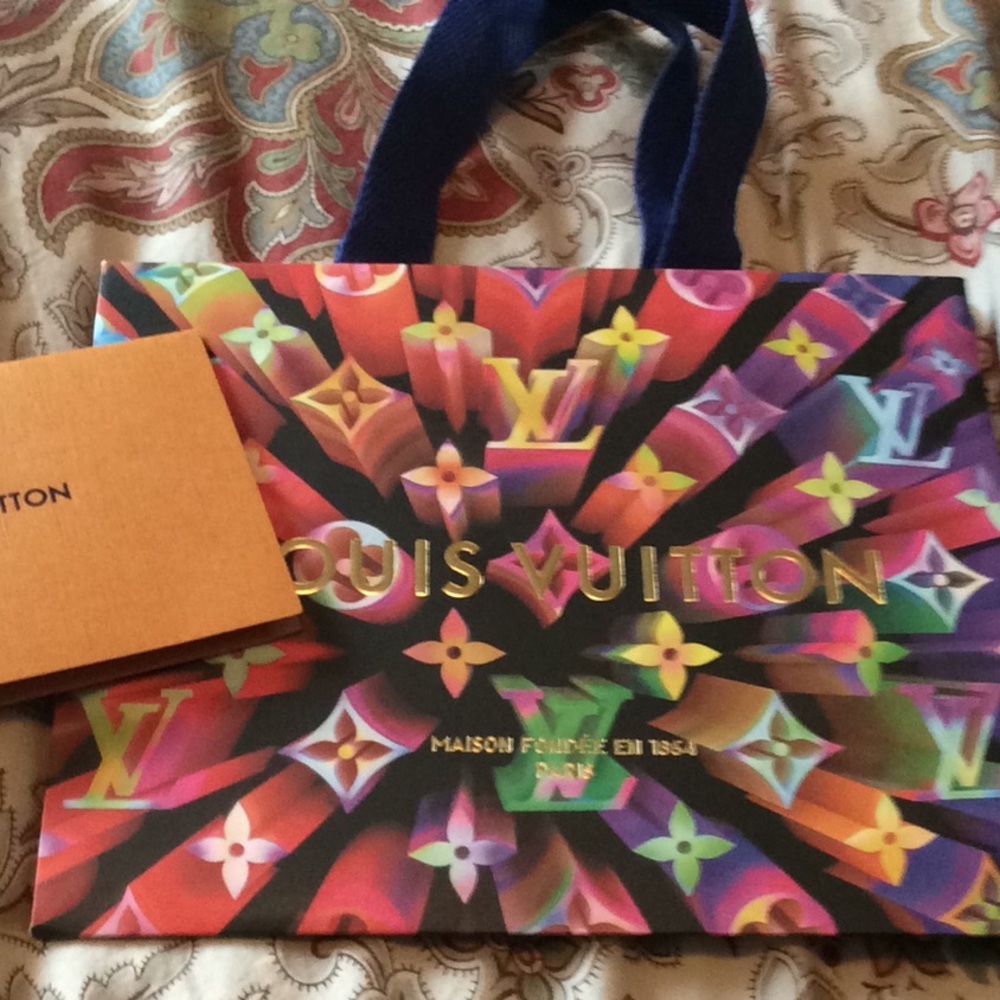 Louis Vuitton Packaging